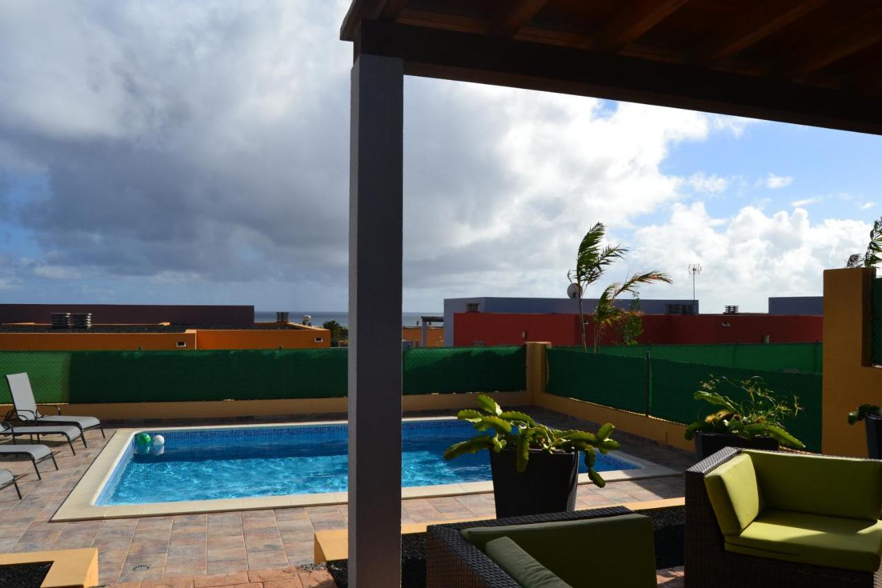 Golf Las Salinas Villa Carlotta With Private Heated Pool With Additional Cost Caleta de Fuste Exterior foto
