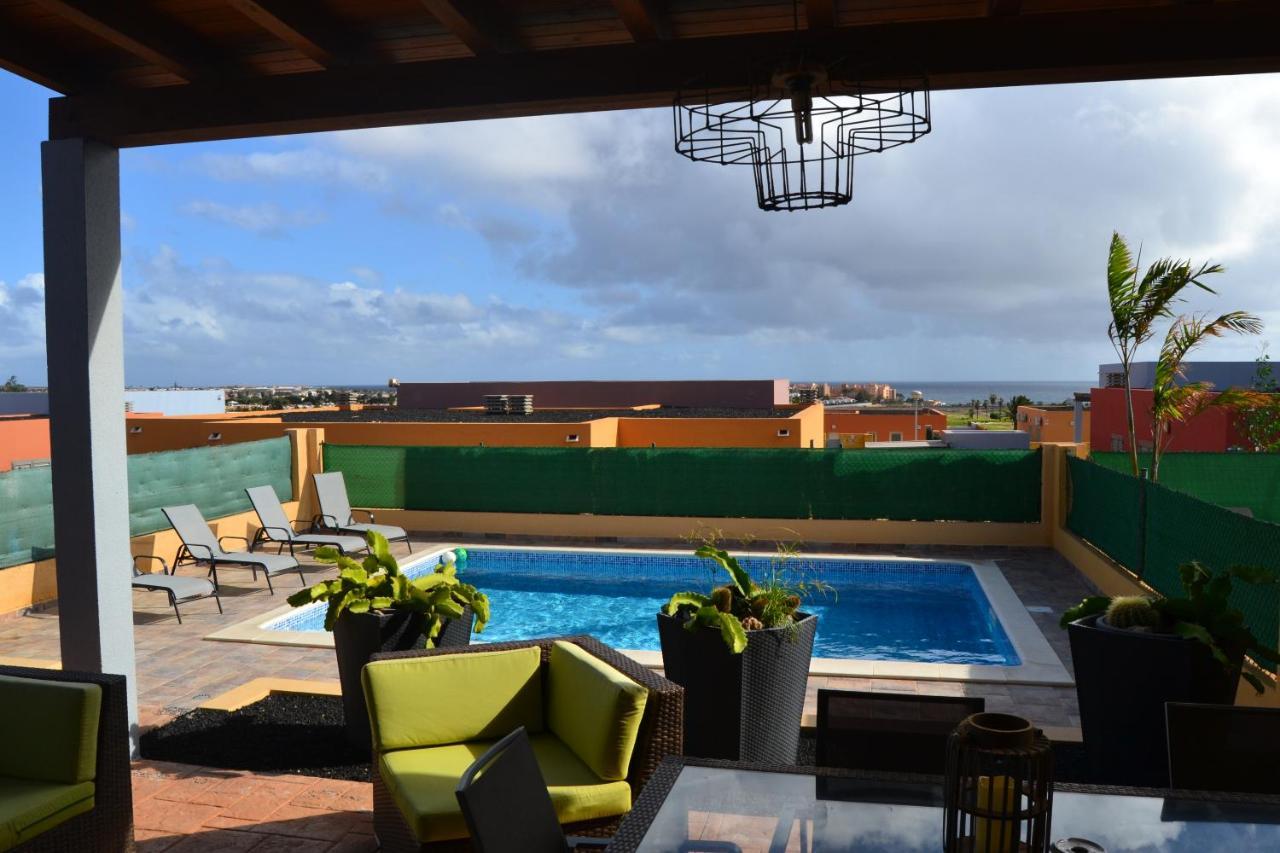 Golf Las Salinas Villa Carlotta With Private Heated Pool With Additional Cost Caleta de Fuste Exterior foto